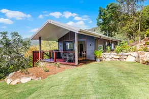 Bungalow 22 - Image 2