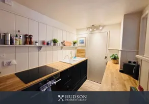 Central Ironbridge Apartment - Image 4
