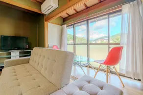 10 seconds to the river! A retro Showa house perfect as a base for traveling in Shikoku - Image 2