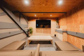 5-minute walk to the beach and surf spot!Convenience store nearby, many cafes and restaurants, open in all weather!Indoor BBQ! Inside. - Image 3