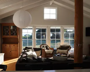 White Shell Cottage - Woodfire & Beachfront - Image 3