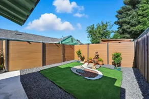 Spacious & Cozy 3BR/2BA Retreat with AC - Image 3
