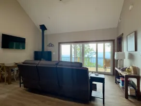 Valley Views | Hot Tub | Waterfall Access - Image 2