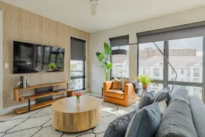 Omnia - Modern Luxe unit at The Odyssey! - Image 3