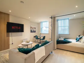 Leeds City Centre Apatment By Brigate | Sleeps 5 - Image 5