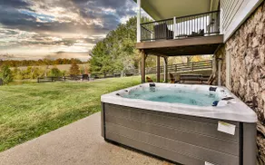 Sleeps 26, Hot Tub & Sauna - Near Bourbon Trail - Image 3