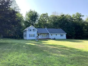 Cozy Home in Pownal VT - Image 2