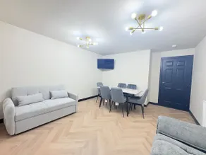 Stylish & Sleeps 7 - Free Parking - Walking Distance to City & West End - Image 2