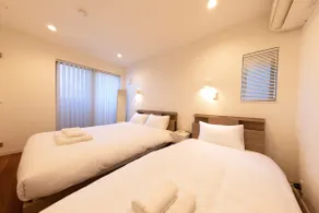 [369 House] 98 sqm/3 mins from Shibuya Center/Nearest subway station 4 mins walk/Nakameguro Daikanyama Center/Oversized kitchen counter/4 beds - Image 5