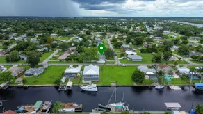 3BR Home • River Access • Boating • Screened Lanai - Image 2