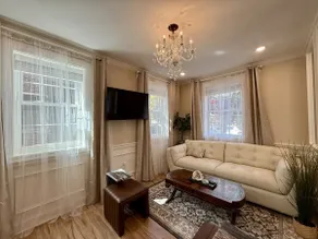 3bdrm Queen Village on Historic Cobblestone Street - Image 4