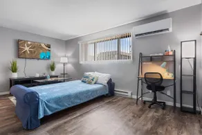 Large2BR/Sleeps6/FamilyorWorkers/ Parkng/LaundryPD - Image 3