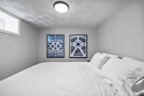 Charming Getaway w/ Parking 30 min to Boston/Salem - Image 3