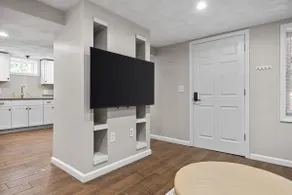 Charming Getaway w/ Parking 30 min to Boston/Salem - Image 4