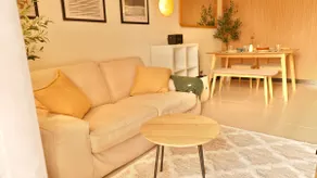 Sofia's Crib in Satori-Free Parking & Pool Access - Image 5