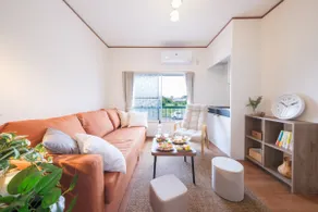 Table tennis table available! 2 mins walk from the station / 134㎡ house with a breezy garden / 2 living rooms, 2 bathrooms, 2 toilets - Image 3