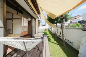 Table tennis table available! 2 mins walk from the station / 134㎡ house with a breezy garden / 2 living rooms, 2 bathrooms, 2 toilets - Image 5