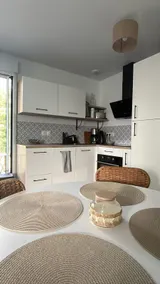 quiet cottage on the edge of the woods - Image 4