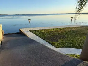 Lakeview House Toukley - Image 4