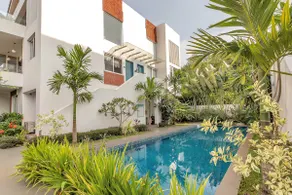 Duplex Glass House with Terrace & Pool in Siolim - Image 2