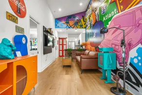 Brand New 10 mins to Airport & 25 mins to Downtown - Image 3