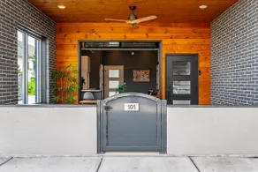 Joint on Jefferson - Southside - Image 4