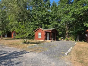Canal Cabin #4 - Image 5