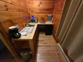 Canal Cabin #4 - Image 3