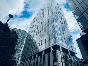 City Sky View Apartment - Image 4