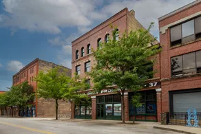 Luxury Loft - Best Downtown Location - Image 3