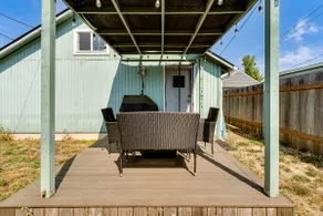 C Street Retreat - Image 5
