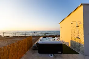 Savina Seafront Home - Image 2