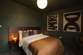 Luxury 3 Bed Home Near Peak District with Cinema Room - Image 2
