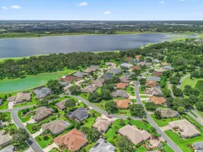 Large 3/2 Home in TV - Image 3