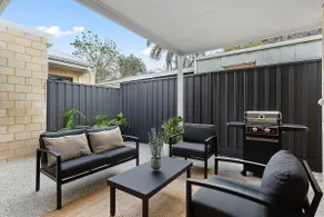 Lux Stay 5 Beds- Near Airport+CBD+Cafés+Curtin Uni - Image 3