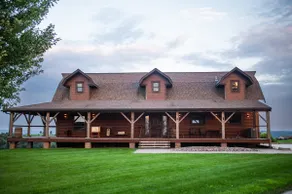 10 Acre Blufftop Getaway 4BR 2BA - Image 2