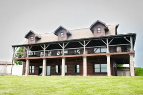 10 Acre Blufftop Getaway 4BR 2BA - Image 5