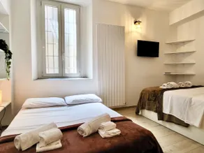 Your accommodation in the center of Como - Image 3