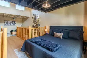 King Loft I Free Parking, Downtown, Keyless Entry - Image 2