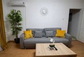 Sunrise Apartment - Image 3