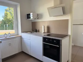 3 people apartment upscale furnishings - Image 5