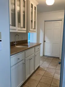 Walkable Belmont Heights Bungalow w Laundry - Image 2