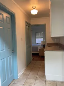 Walkable Belmont Heights Bungalow w Laundry - Image 3