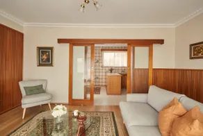 Ultimate 70s Charm near Geelong Waterfront and CBD - Image 5