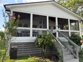 Regal's Cottage on the Lake - Image 2