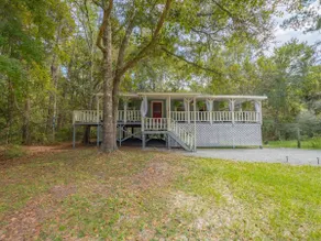 Satilla Woods Cabin & Hot Tub - Image 3