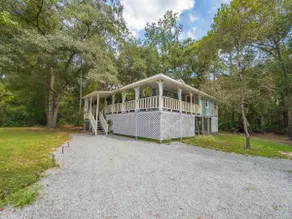 Satilla Woods Cabin & Hot Tub - Image 4