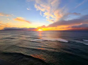 Romantic Oceanfront Escape | Panoramic Views - Image 4