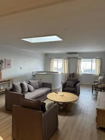 LUXE apartment -2BR Unit in heart of Wagga CBD - Image 2
