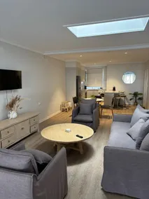 LUXE apartment -2BR Unit in heart of Wagga CBD - Image 4